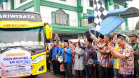 Wakil Bupati Karo Berangkatkan Jemaah Calon Haji Kabupaten Karo