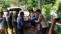 Tangani Bencana Banjir, Irjen Iqbal Kerahkan Personel Bantu Masyarakat