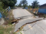 Jembatan Jalan Nelayan Ambruk, Pembangunan Serampangan